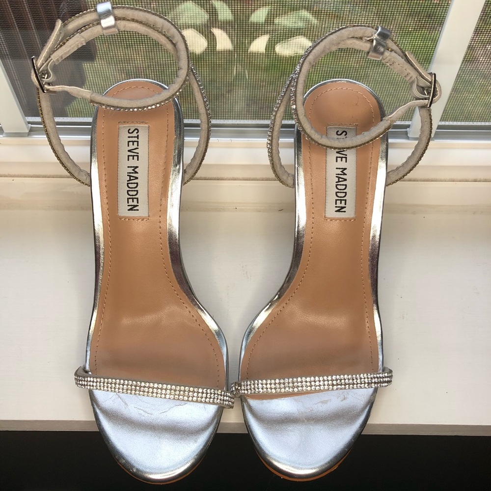 Steve Madden “Festive”